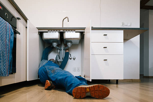 Professional Drain Cleaning technician working in Quinton, NJ